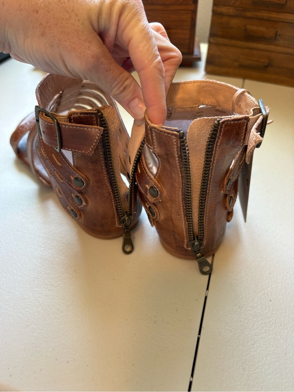 Bed|Stü Artemis strappy leather back-zip sandals NWT cognac size 10 - Picture 9 of 9
